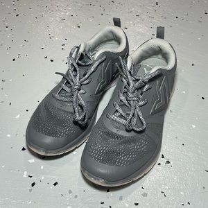 Vionic 335 Miles Women’s Athletic Walking Shoes Size 7.5 Grey White